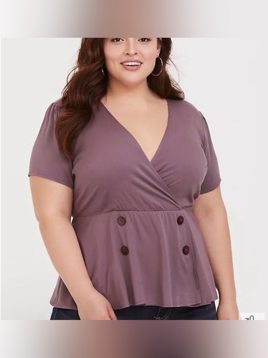 torrid Tops - Torrid size 4 v-neck blouse